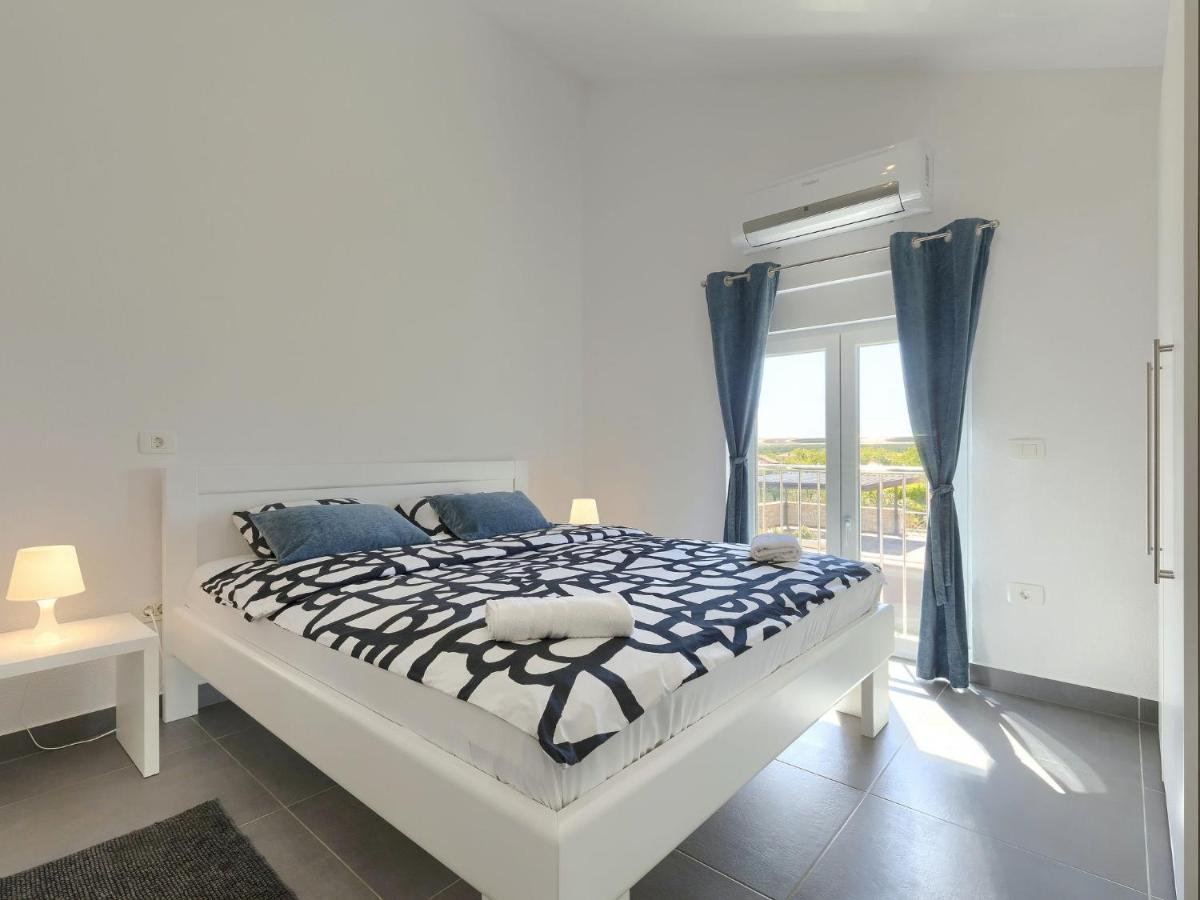 Holiday Home Villa Gocci By Interhome Kmeti Extérieur photo