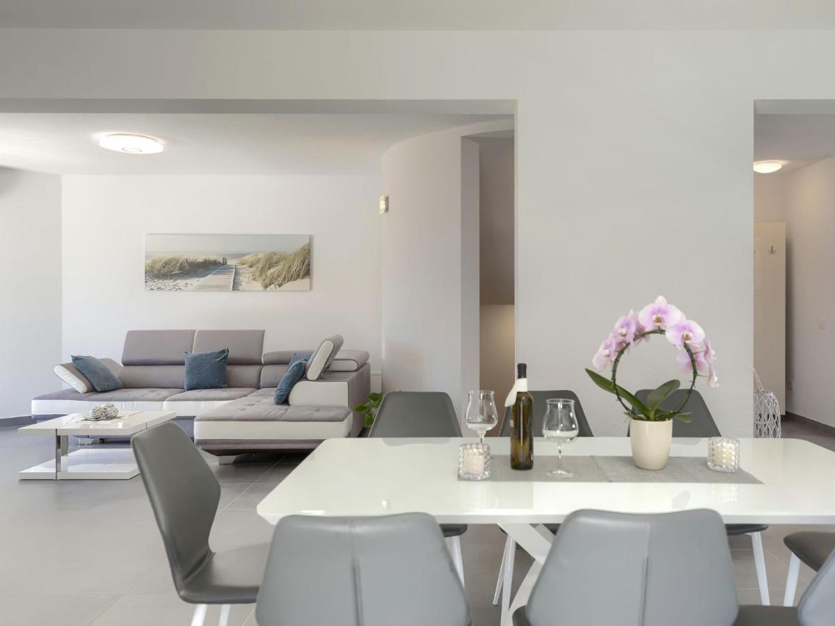 Holiday Home Villa Gocci By Interhome Kmeti Extérieur photo